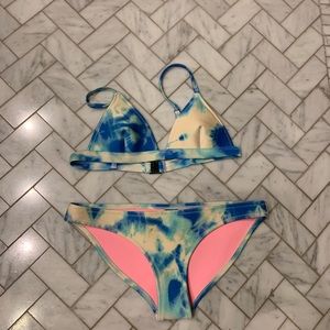 Triangl bikini